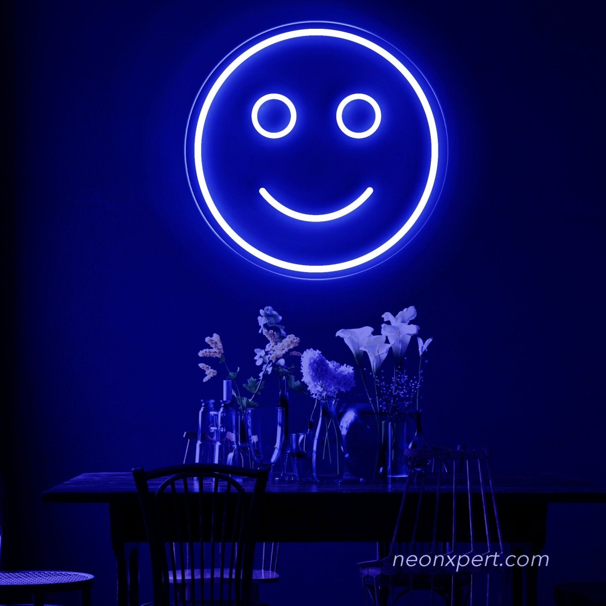 Smiley Face Neon Sign - NeonXpert